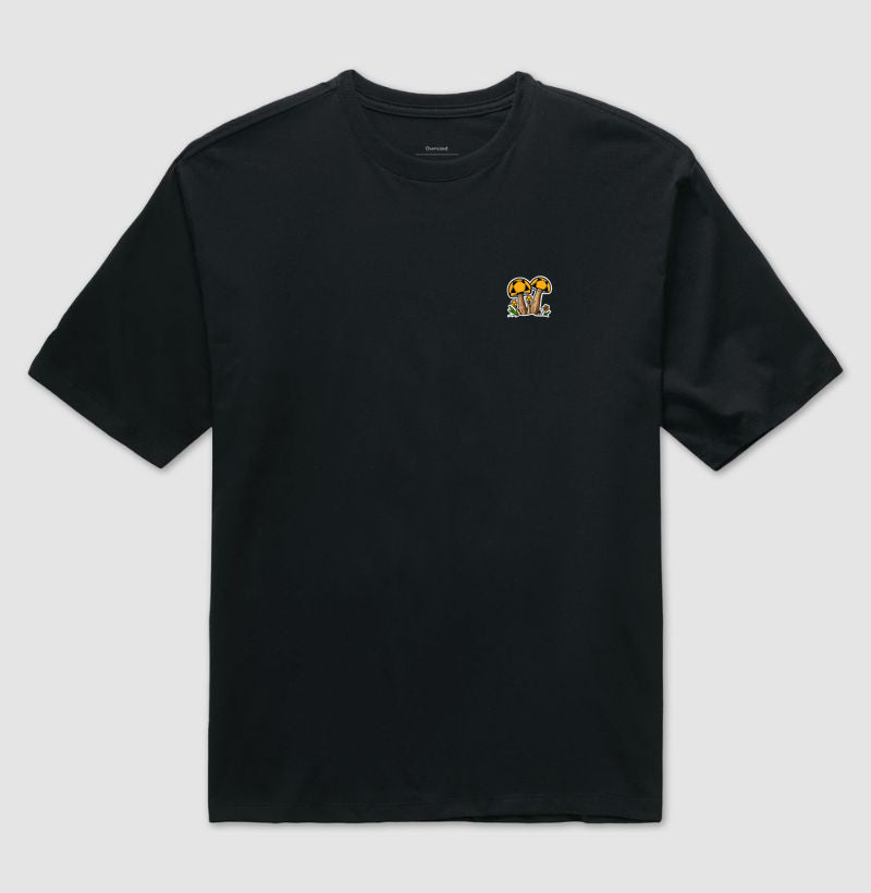 Camiseta Oversized Cogumelos de Futevôlei